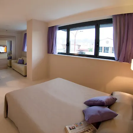 Hotell Cristina 3*