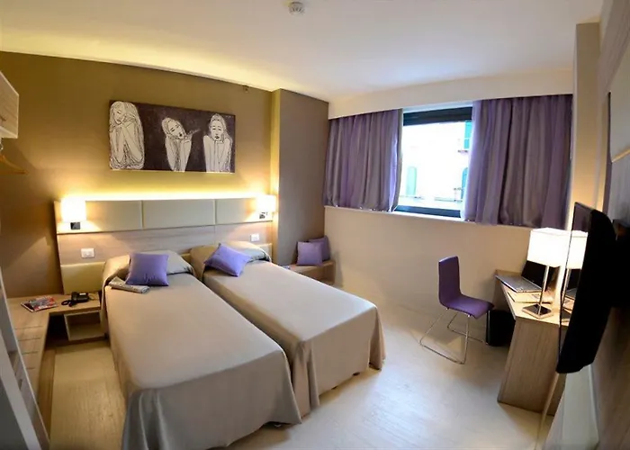 ホテル クリスティーナ