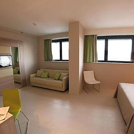 Hotel Cristina Napels