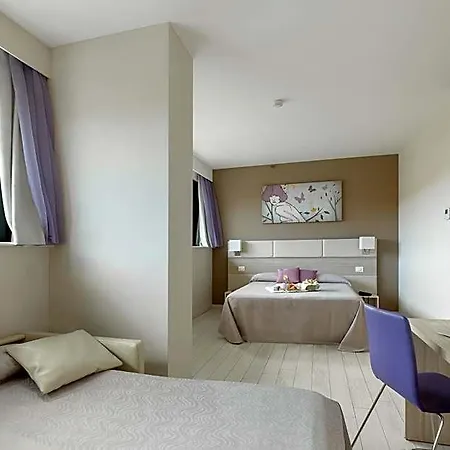 Hotel Cristina Napels