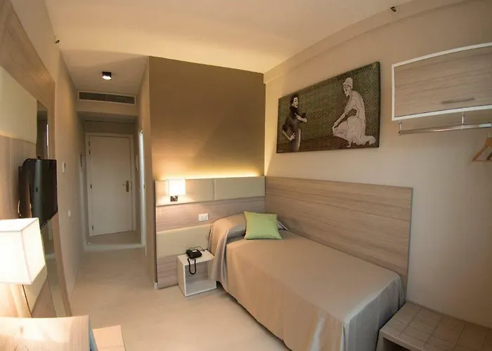 Cristina 3* Nápoles