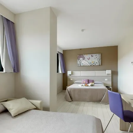 Cristina Hotel Neapol